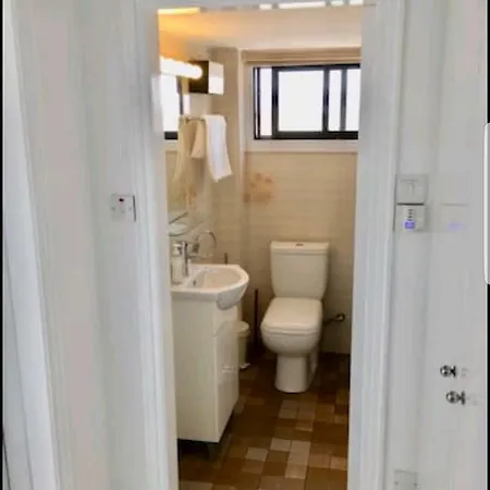 Bettys 1br Seafront